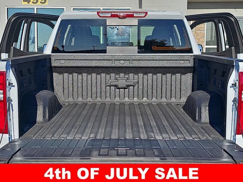 New 2026 Chevrolet Silverado 1500 High Country AWD/4WD image 12