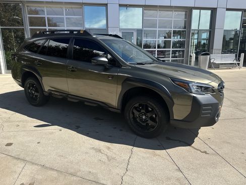 Used 2022 Subaru Outback Wilderness AWD/4WD image 2