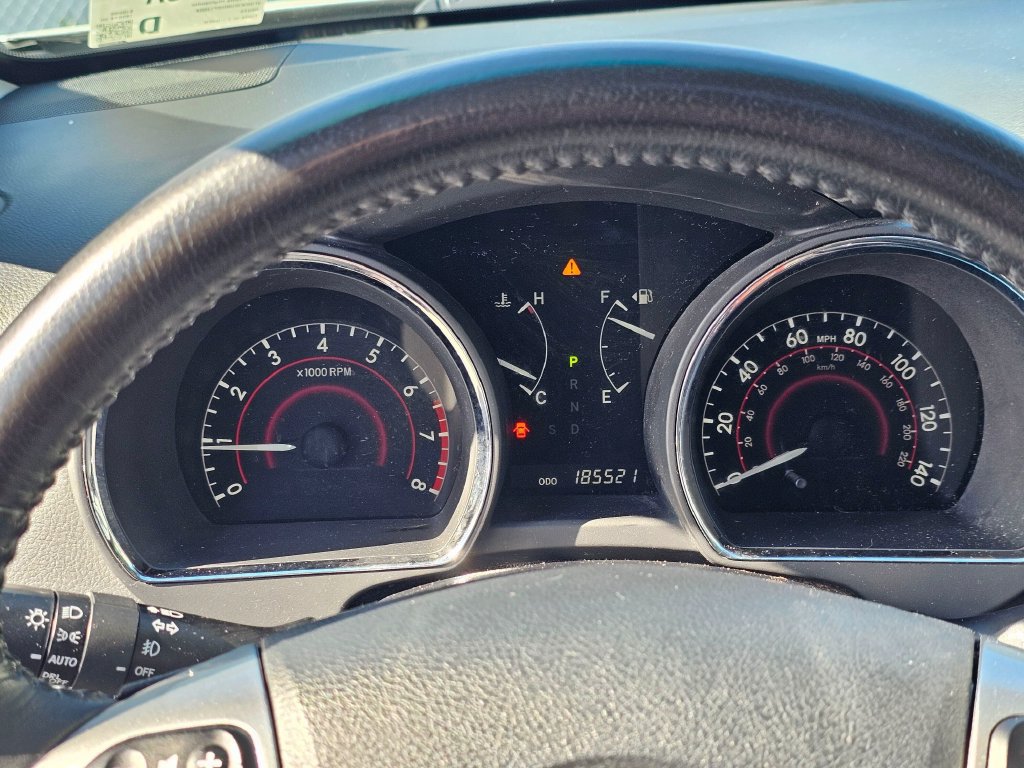 Used 2013 Toyota Highlander Limited AWD/4WD image 25