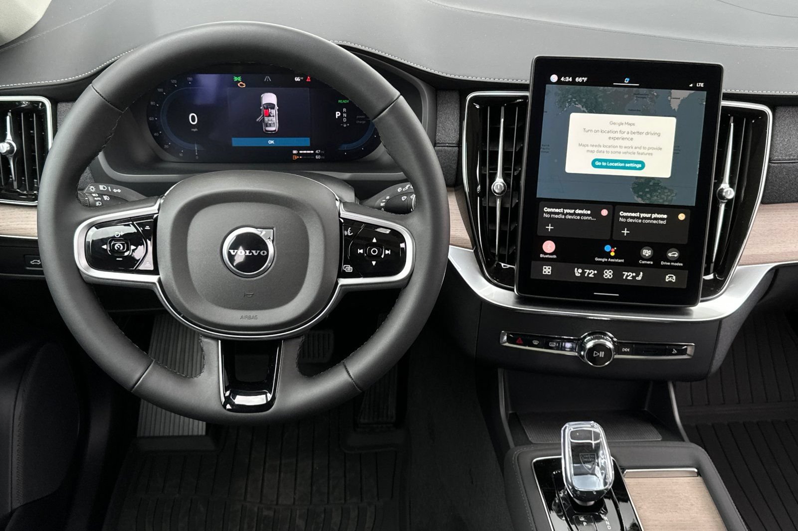 New 2025 Volvo XC90 T8 Plus w/ Protection Package Premier AWD/4WD image 14