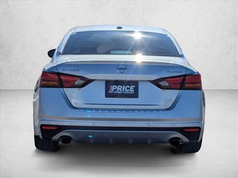 Used 2020 Nissan Altima 2.0 Platinum image 7