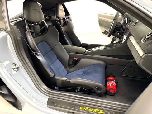 Used 2023 Porsche 718 Cayman GT4 RS image 28