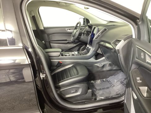 Used 2024 Ford Edge SEL w/ Convenience Package AWD/4WD image 9