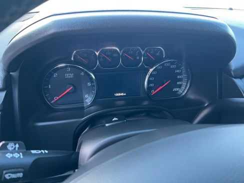 Used 2018 GMC Yukon SLT image 40