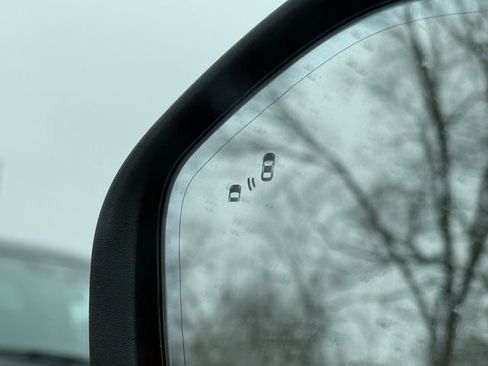 New 2026 Ford Explorer ST-Line w/ ST-Line Street Pack image 10