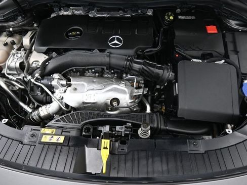 Used 2022 Mercedes-Benz GLA 250 4MATIC image 8