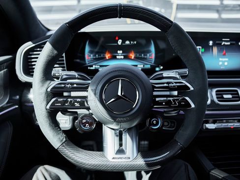 Used 2026 Mercedes-Benz GLS 63 AMG 4MATIC image 57