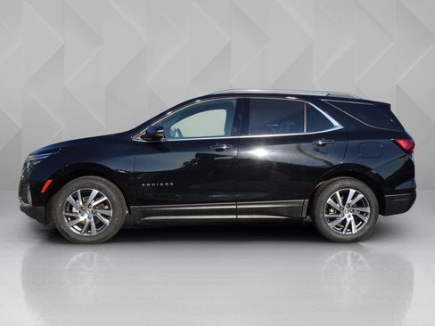 Used 2024 Chevrolet Equinox Premier FWD image 2