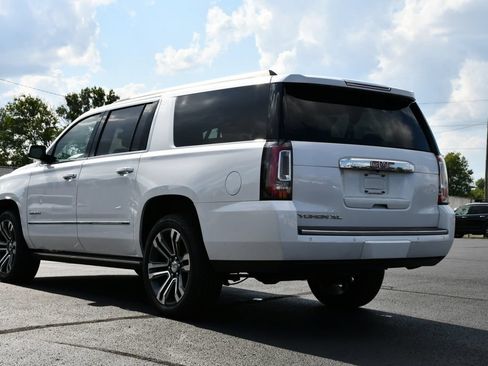 Used 2019 GMC Yukon XL Denali w/ Denali Ultimate Package AWD/4WD image 5