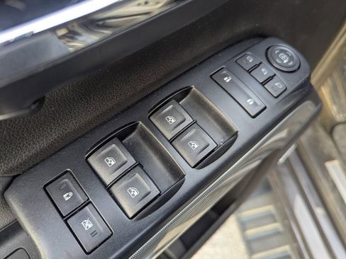 Used 2015 Chevrolet Silverado 2500 LTZ image 15