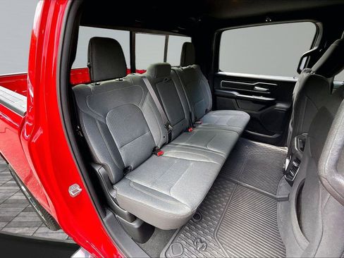 Used 2022 RAM 1500 Big Horn AWD/4WD image 29