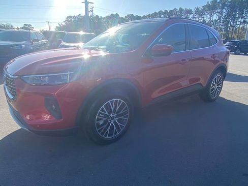 New 2025 Ford Escape SE w/ PHEV Premium Package image 1