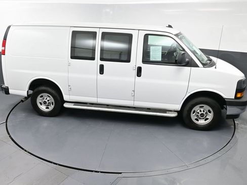 Used 2024 GMC Savana 2500 w/ Driver Convenience Package image 43