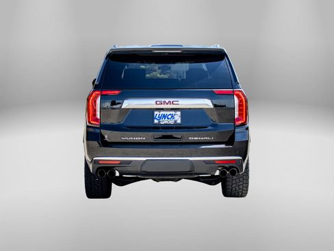 Used 2021 GMC Yukon XL Denali w/ Denali Ultimate Package AWD/4WD image 3