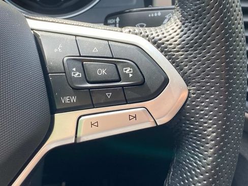 Used 2021 Volkswagen Atlas SE FWD image 21