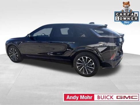 Used 2025 Cadillac Lyriq Sport AWD/4WD image 8