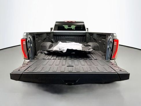 Used 2025 GMC Sierra 2500 AT4 AWD/4WD image 30