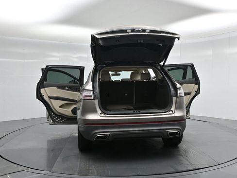 Used 2020 Lincoln Nautilus Reserve image 35