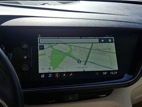 Used 2023 Buick Envision Avenir image 19