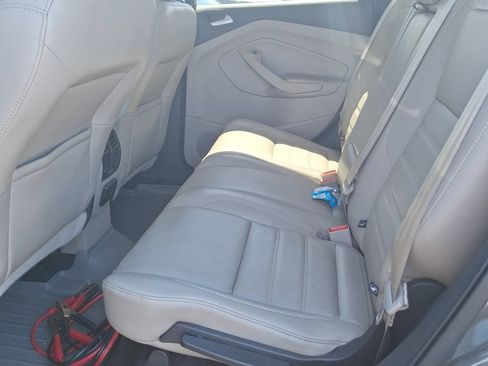 Used 2018 Ford Escape Titanium w/ Ford Safe & Smart Package FWD image 18