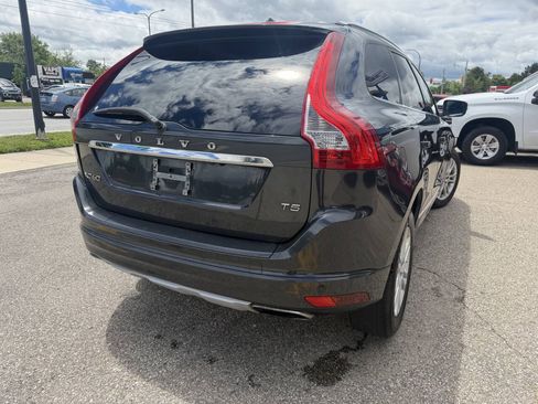 Used 2016 Volvo XC60 T5 Premier w/ Proximity Package FWD image 8