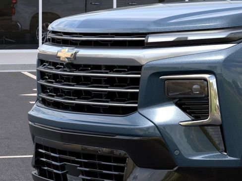 New 2026 Chevrolet Traverse High Country w/ LPO, Floor Liner Package FWD image 14