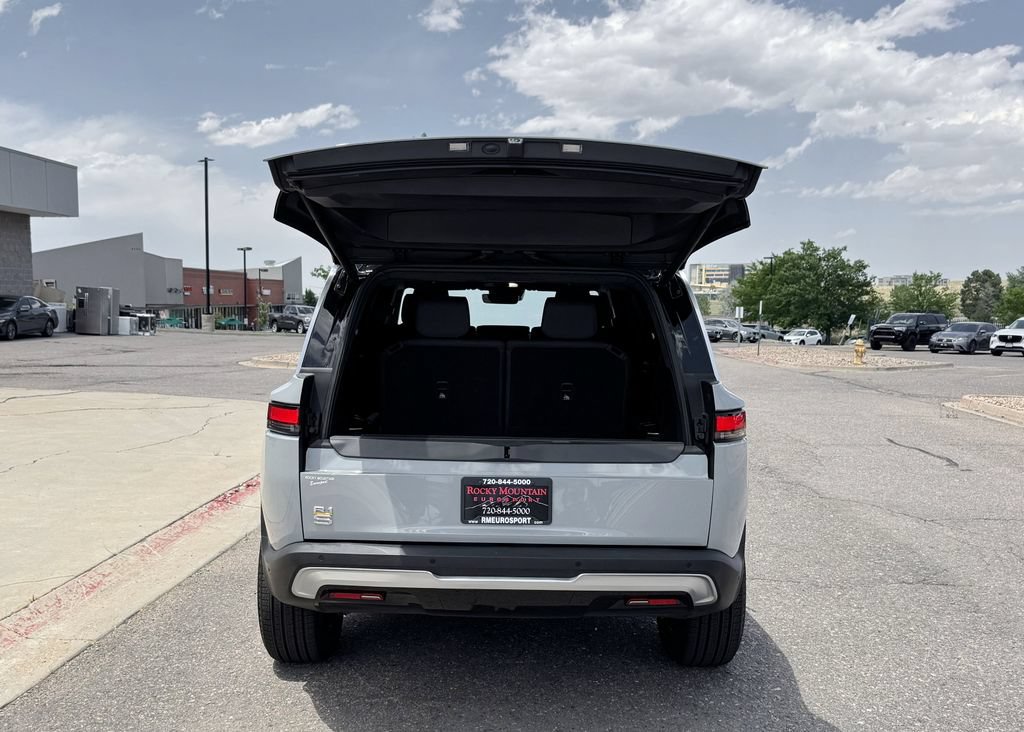 Used 2024 Rivian R1S Adventure Quad AWD/4WD image 8