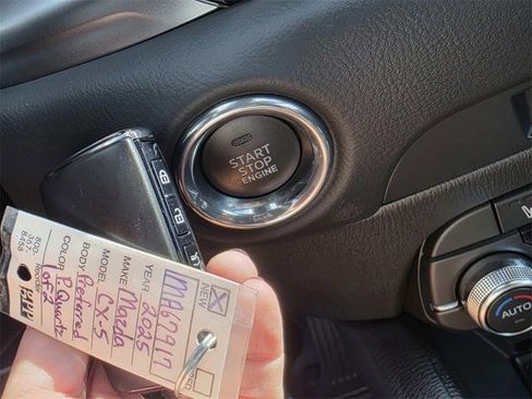 New 2025 MAZDA CX-5 AWD 2.5 S w/ Preferred Package image 15