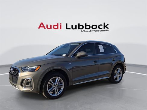Certified 2023 Audi Q5 e Premium Plus w/ Premium Plus Package image 4