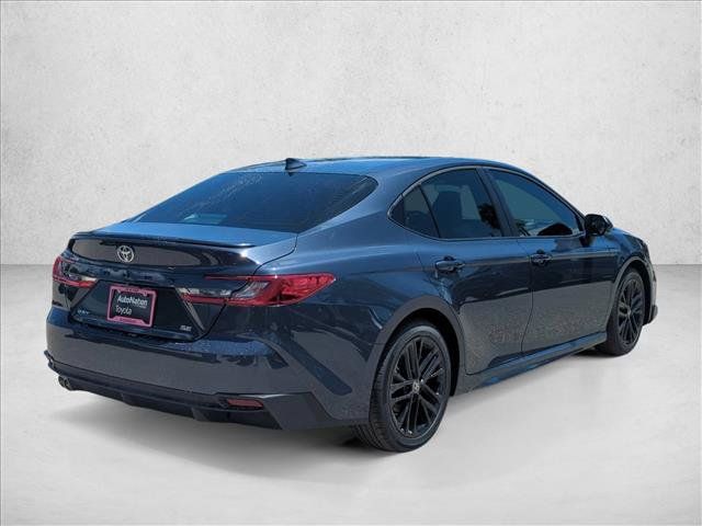 Used 2026 Toyota Camry SE FWD image 5