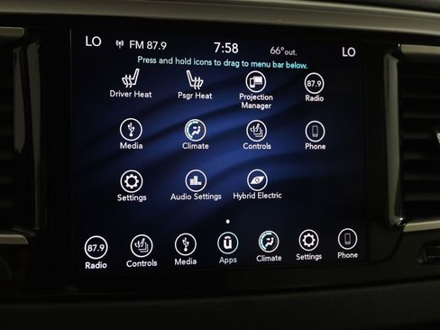 Used 2018 Chrysler Pacifica Touring-L FWD image 32