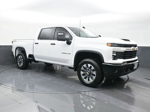 New 2026 Chevrolet Silverado 2500 Custom w/ Custom Value Package image 20