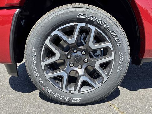 New 2026 RAM 1500 Laramie AWD/4WD image 17
