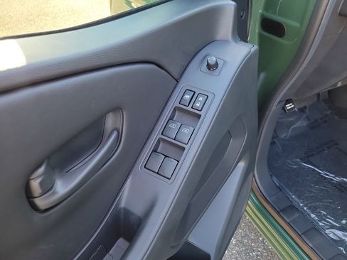 New 2026 Nissan Frontier SV image 13