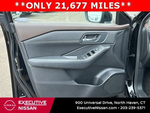 Certified 2022 Nissan Rogue SV w/ SV Premium Package image 8