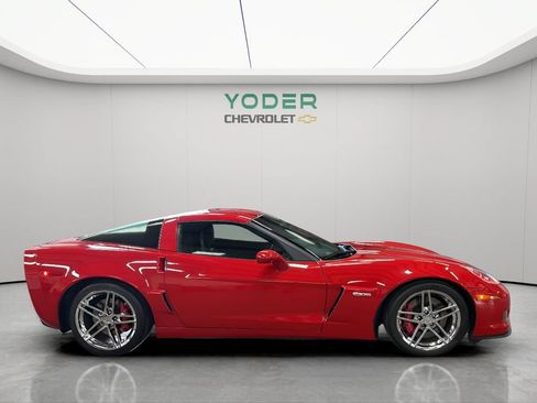 Used 2008 Chevrolet Corvette Z06 w/ Preferred Equipment Group RWD image 4