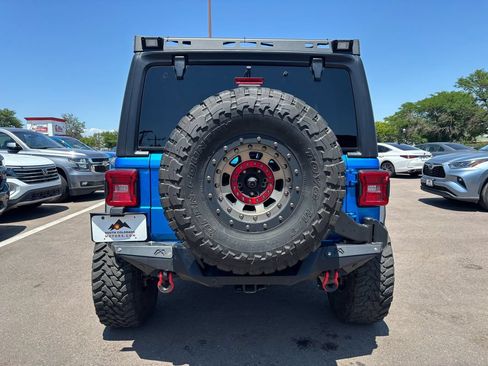 Used 2023 Jeep Wrangler Unlimited Rubicon w/ LED Lighting Group AWD/4WD image 6