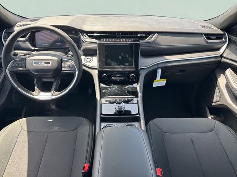 New 2026 Jeep Grand Cherokee Laredo X RWD image 11