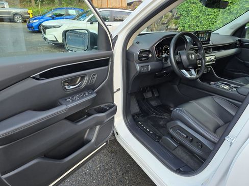 Certified 2023 Honda Pilot Touring image 20