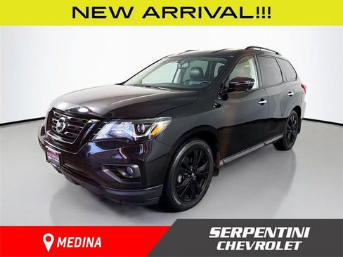 Used 2018 Nissan Pathfinder SL w/ Midnight Edition Package image 1