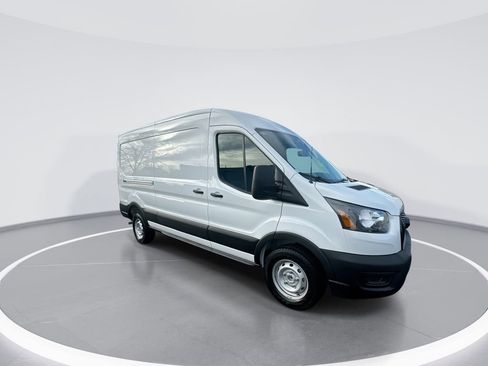 New 2026 Ford Transit 250 148 Medium Roof RWD image 2