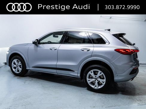Used 2025 Audi Q5 Premium w/ Convenience Package AWD/4WD image 2