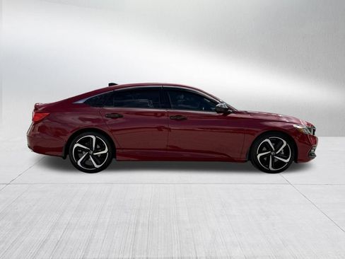 Used 2018 Honda Accord Sport image 4