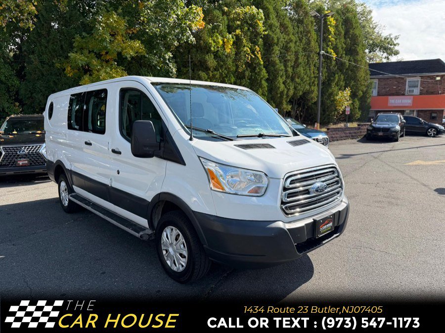 Used 2015 Ford Transit 250 130 Low Roof w/ Exterior Upgrade Package RWD image 11