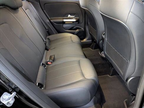 Certified 2025 Mercedes-Benz GLA 250 GLA 250 image 19