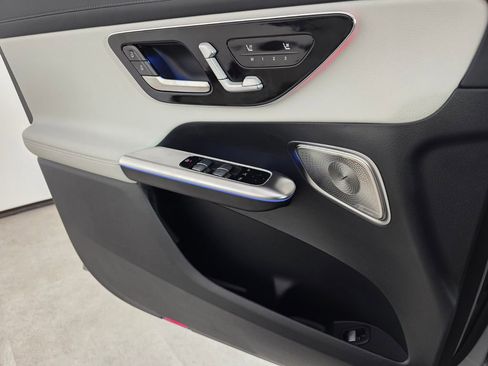 New 2026 Mercedes-Benz GLC 300 4MATIC image 16