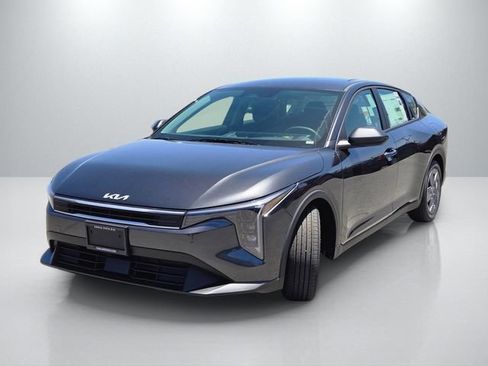New 2026 Kia K4 FWD image 8