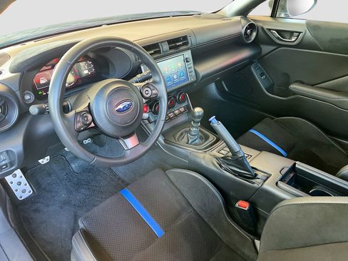 Used 2024 Subaru BRZ tS RWD image 9