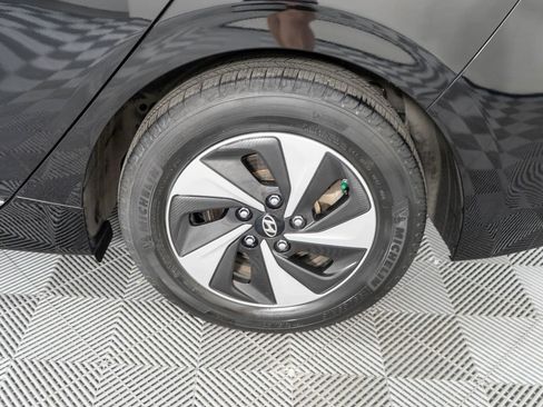 Used 2017 Hyundai Ioniq SEL FWD image 26