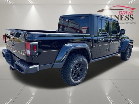 Used 2022 Jeep Gladiator Sport AWD/4WD image 9